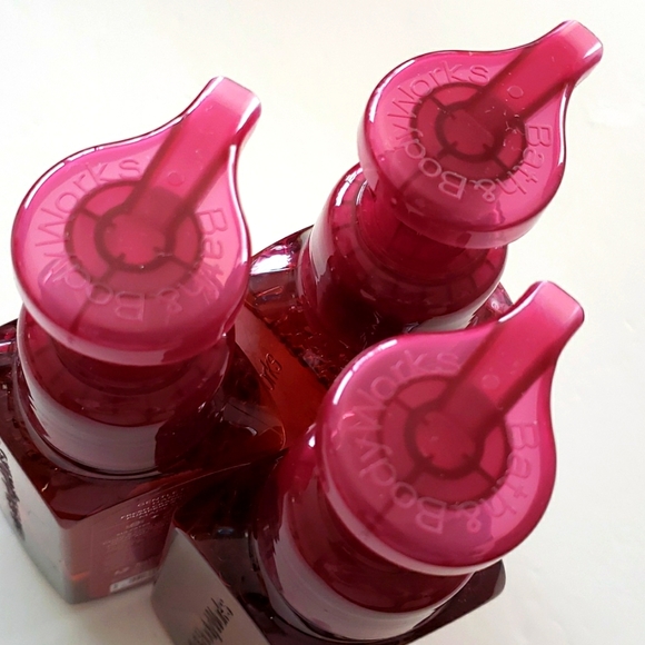 * 3 Bath & Body Works THE PERFECT AUTUMN Gentle Foaming Hand Soap - Picture 7 of 7